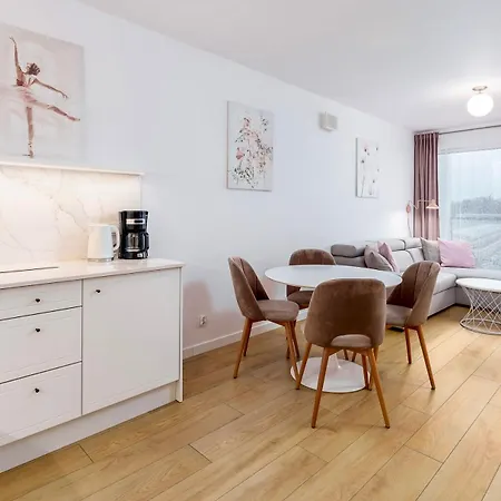 Faro Kasprowicza 20c Basen Sauna Od 1 Maja 2024 קולובז'ג